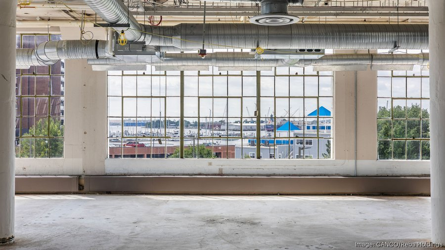 Building with empty interior